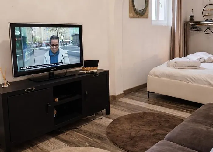 Apartman La Maison Badine, Air-conditioned Triplex *