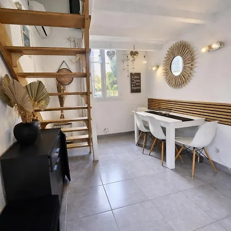 La Maison Badine, Air-conditioned Triplex