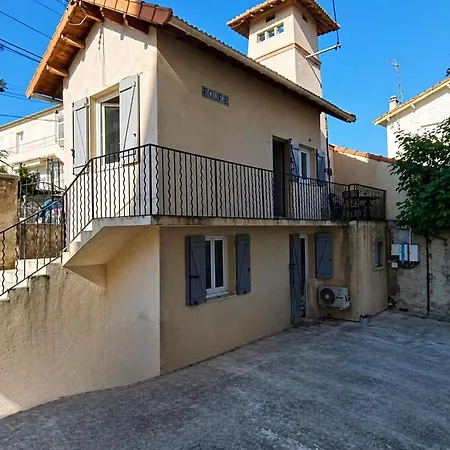 La Maison Badine, Air-conditioned Triplex Appartement