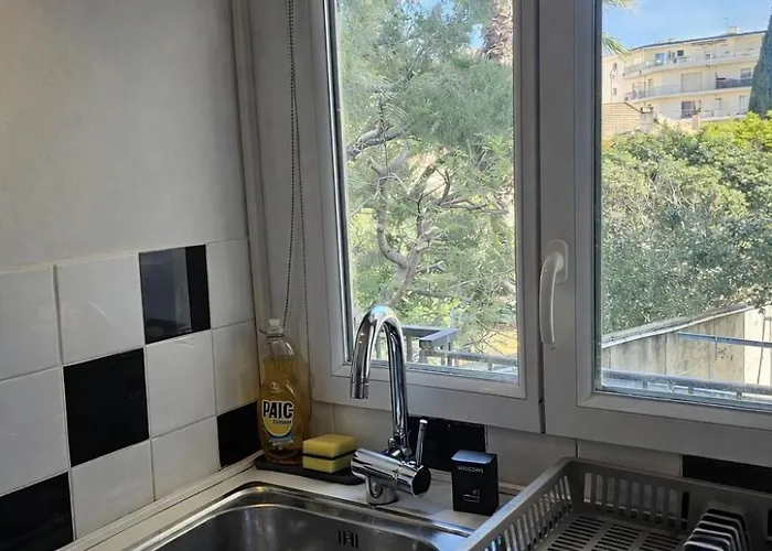 La Maison Badine, Air-conditioned Triplex Antibes