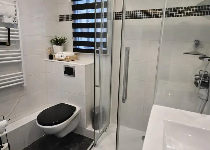 La Maison Badine, Air-conditioned Triplex Antibes